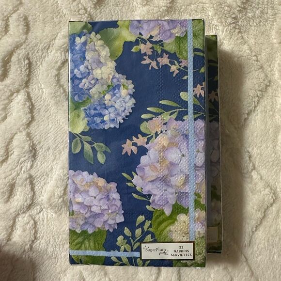 SOPHISTIPLATE 32 x 2pk Hydrangea Guest Paper Towel Napkins Blue Lavender Green - Picture 1 of 7